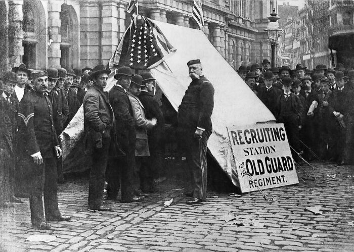 30 Gripping Pictures That Tell The Real Story Of 1800s America
