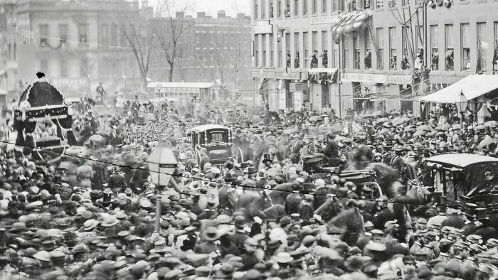 30 Gripping Pictures That Tell The Real Story Of 1800s America