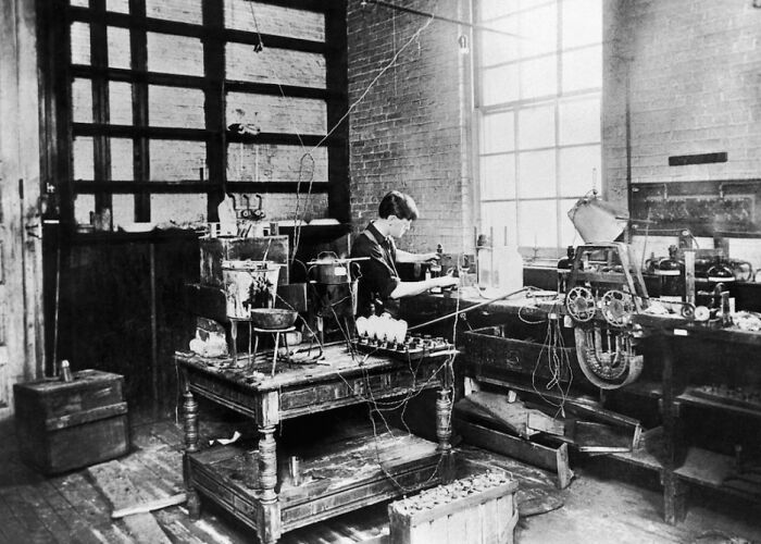 30 Gripping Pictures That Tell The Real Story Of 1800s America