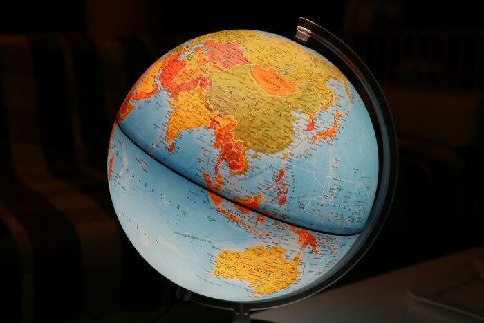 “Can You Guess Who Lives Next Door?”: Match These 27 Countries To Their Neighbors
