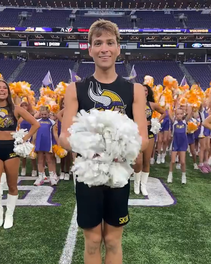 “Ratings Are Dropping”: Minnesota Vikings Ignite Controversy After Hiring Male Cheerleaders