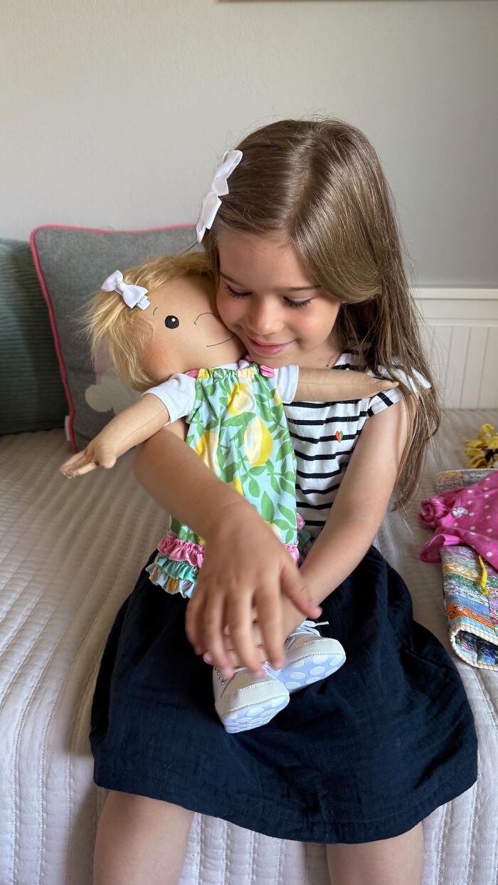 Remarkable Children: Woman Continues To Create Unique Dolls That Reflect Their Unique Owners (22 New Pics)