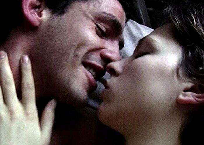 10 Times Movie Stars Were Actually Doing The Deed While Filming Love-Making Scenes
