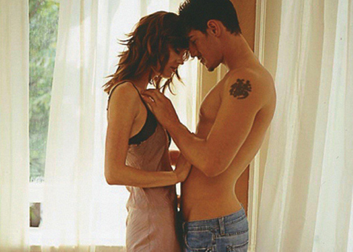 10 Times Movie Stars Were Actually Doing The Deed While Filming Love-Making Scenes