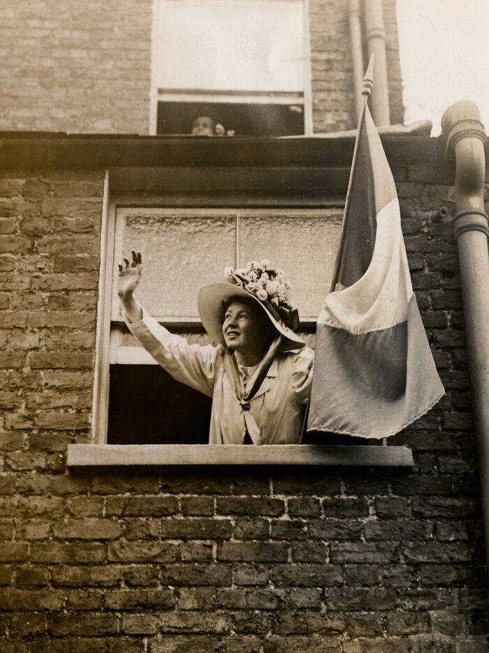45 Powerful Photos Of Women In The 20th Century Suffrage Era