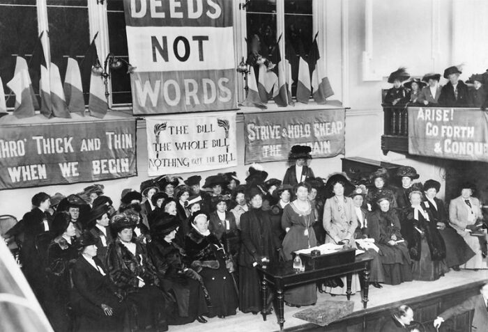 45 Powerful Photos Of Women In The 20th Century Suffrage Era