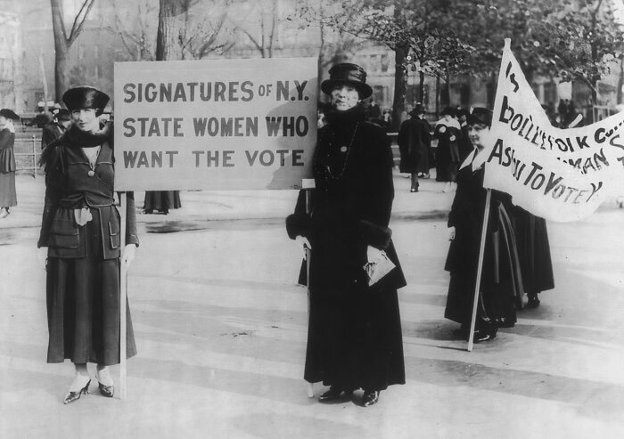 45 Powerful Photos Of Women In The 20th Century Suffrage Era