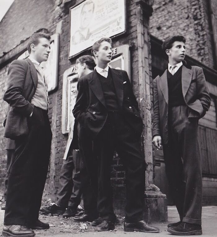 21 Striking Photos From The 20th Century Teddy Boy Era That Will Make You Look Twice