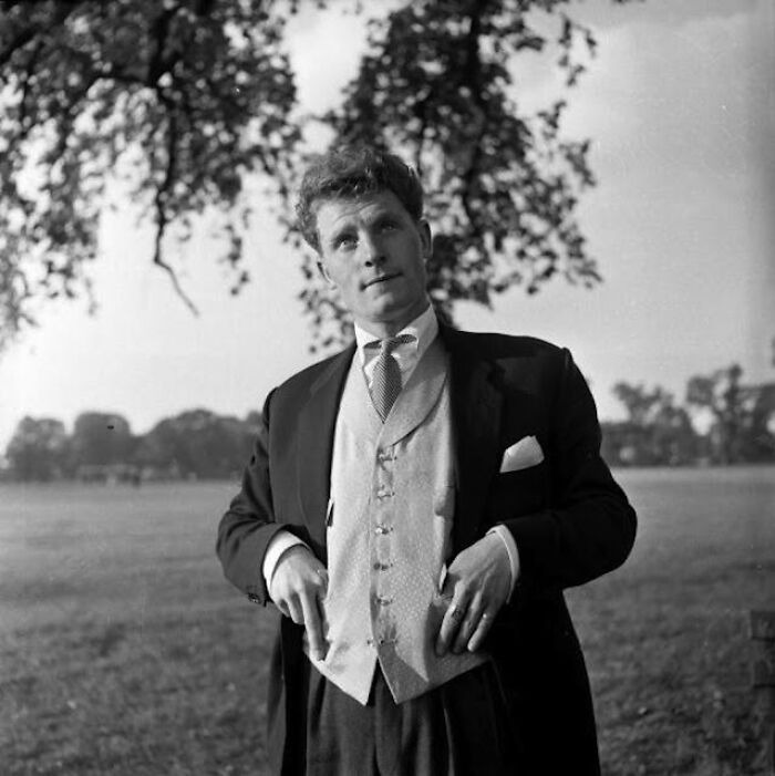 21 Striking Photos From The 20th Century Teddy Boy Era That Will Make You Look Twice