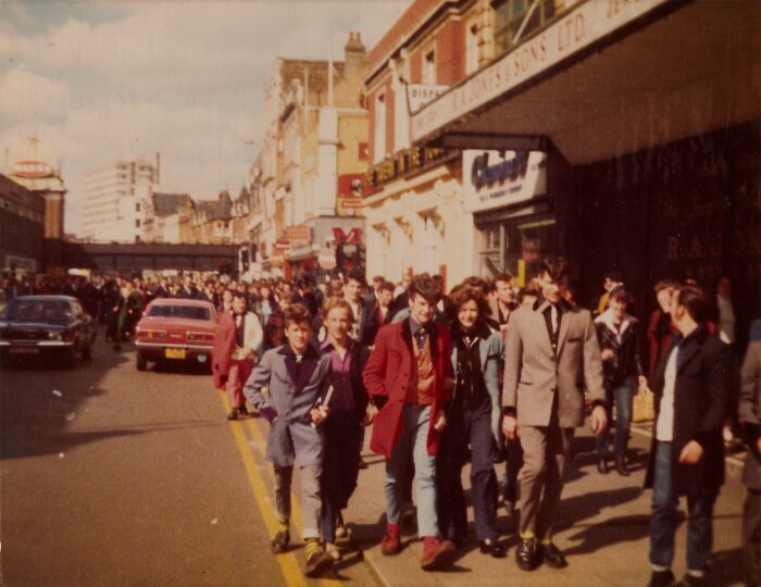 21 Striking Photos From The 20th Century Teddy Boy Era That Will Make You Look Twice