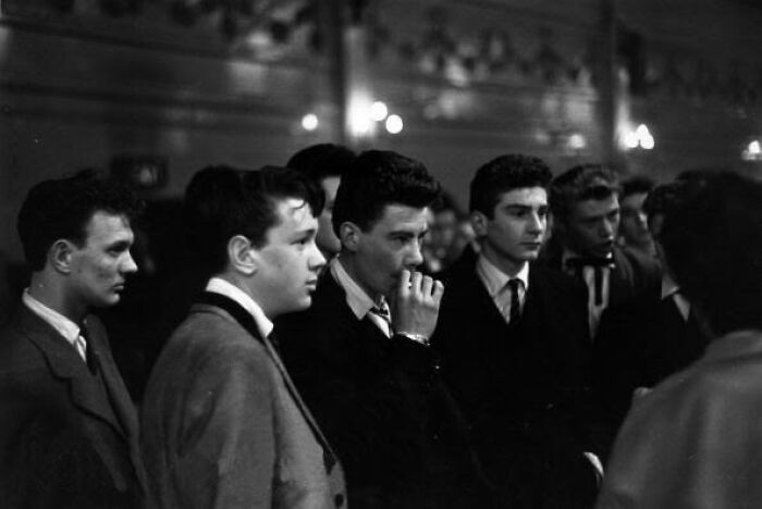 21 Striking Photos From The 20th Century Teddy Boy Era That Will Make You Look Twice