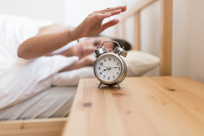 32 Excuses People Used To Call Off Work That Sound Made Up—But Are Actually True