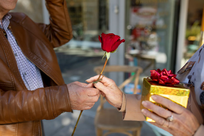 Scammers Are Known To Be Creative &#8211; 9 Tourist Traps And Their Main Destinations