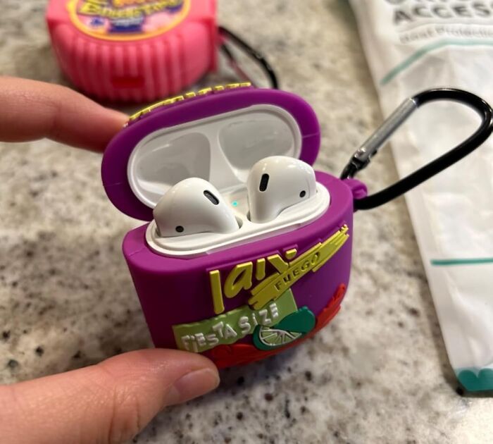 23 Unexpectedly Brilliant Amazon Finds That Just Hit Different