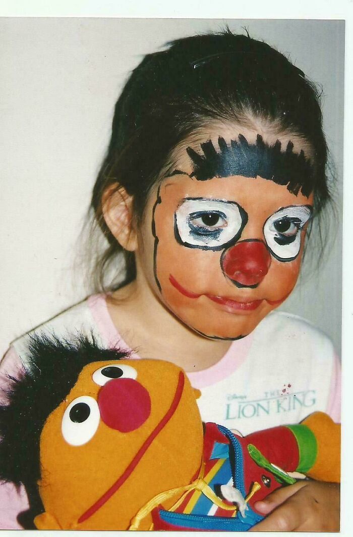 93 Pics From People’s &#8220;Regrettable Past&#8221; That They Can’t Help But Cringe At Now (New Pics)