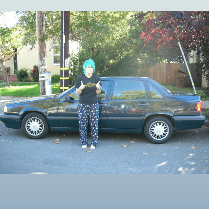 93 Pics From People’s &#8220;Regrettable Past&#8221; That They Can’t Help But Cringe At Now (New Pics)
