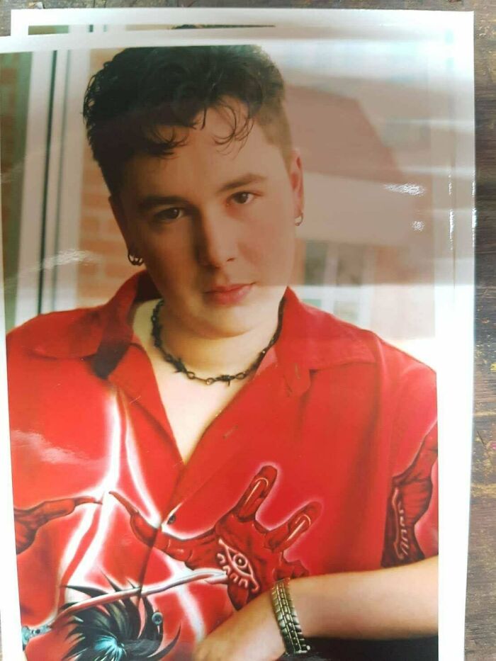 93 Pics From People’s &#8220;Regrettable Past&#8221; That They Can’t Help But Cringe At Now (New Pics)