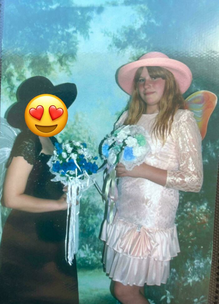 93 Pics From People’s &#8220;Regrettable Past&#8221; That They Can’t Help But Cringe At Now (New Pics)