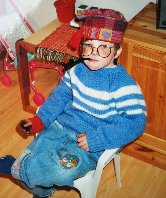93 Pics From People’s &#8220;Regrettable Past&#8221; That They Can’t Help But Cringe At Now (New Pics)