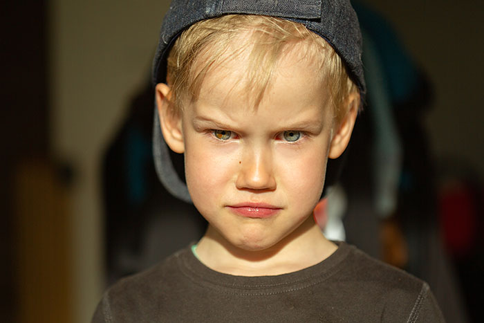 57 People Who Grew Up With A Psychopath Share Their Terrifying Experiences