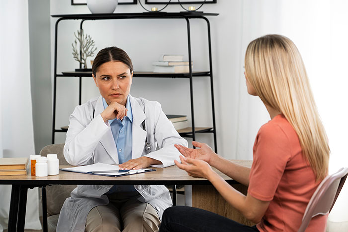 Man Repeats Wife&#8217;s Painful Symptoms To Doctors, They Finally Believe What She&#8217;s Saying