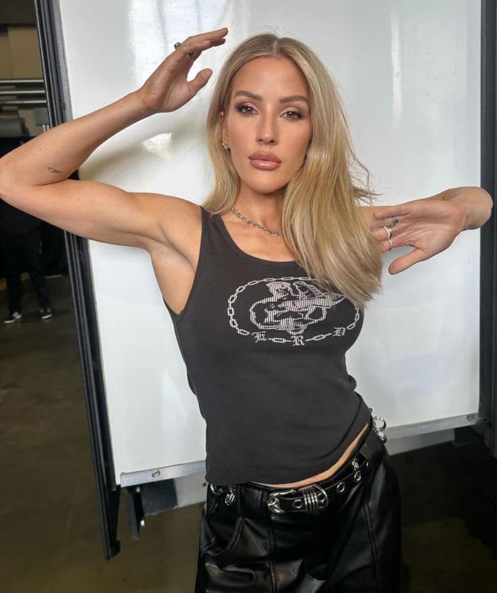 &#8220;Imagine Adoring Yourself This Much&#8221;: Ellie Goulding&#8217;s Racy Selfie Angers Fans Amid Romance Rumors