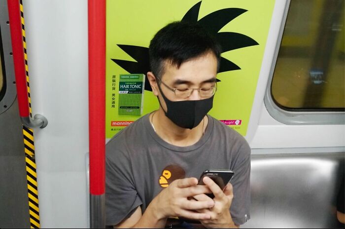 45 Unbelievable Street Coincidences Caught On Camera By Edas Wong