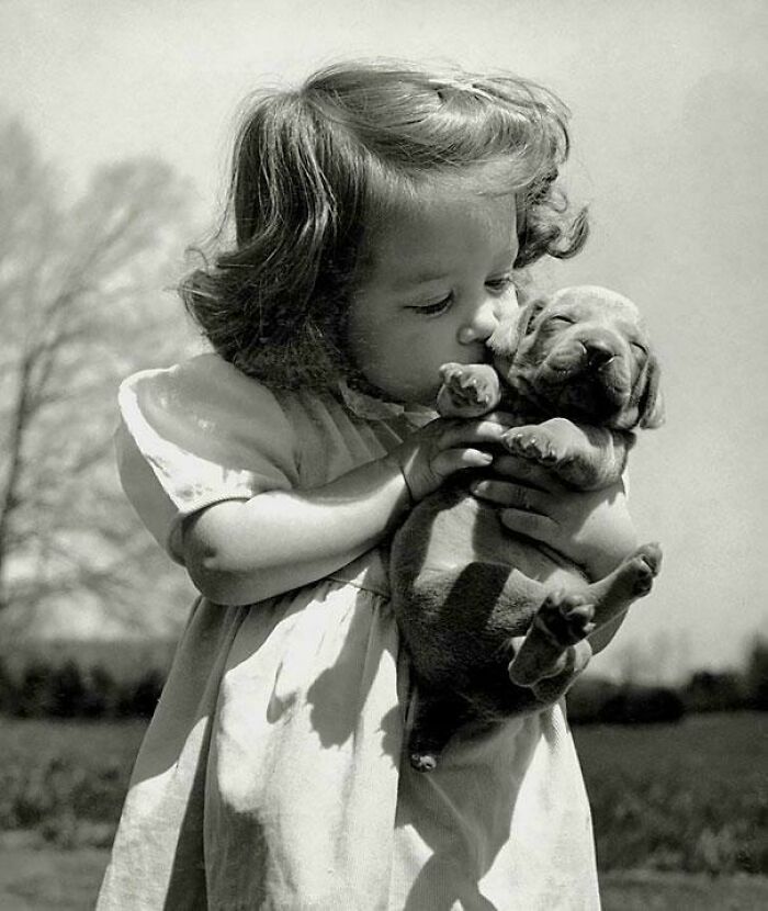 80 Fascinating Historical Images That Tell Stories Beyond Textbooks (New Pics)