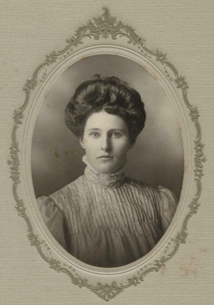 80 Fascinating Historical Images That Tell Stories Beyond Textbooks (New Pics)