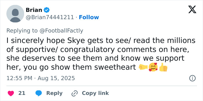Soccer Team Forced To Take Down Announcement Of New Signing After Trolls Come After Her Appearance