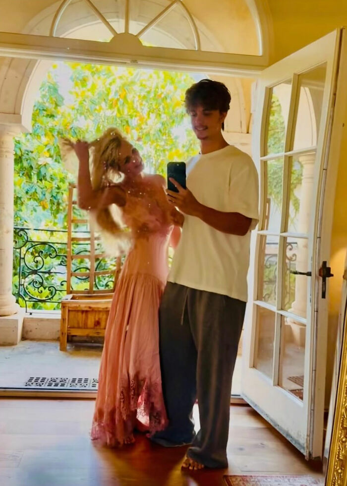 Britney Spears Suffers Nip Slip During Raunchy Dance In Gold Minidress