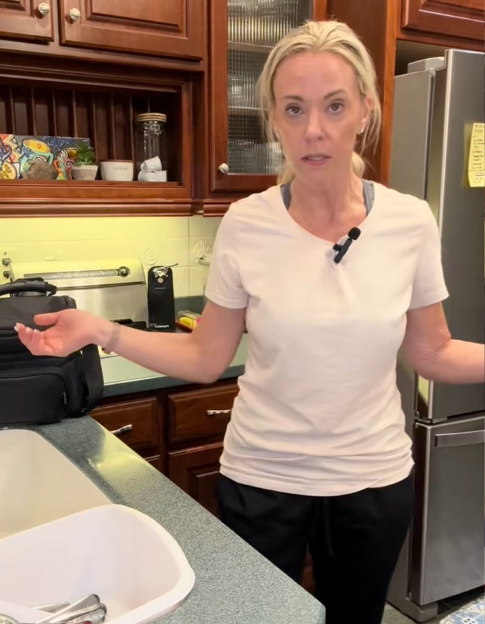 Reality Star Kate Gosselin Forced To Go Back To Nursing Career After &#8216;Sickening&#8217; Downfall