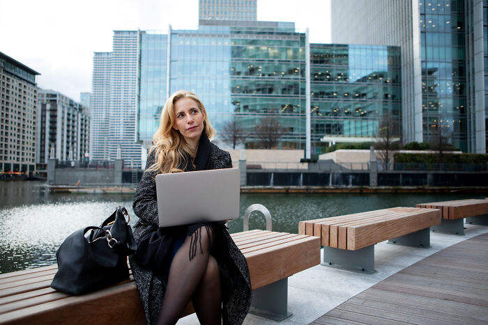 &#8220;Mailed Their Shoe&#8221;: 31 Unhinged Tricks People Have Used Hoping It Would Get Them A Job