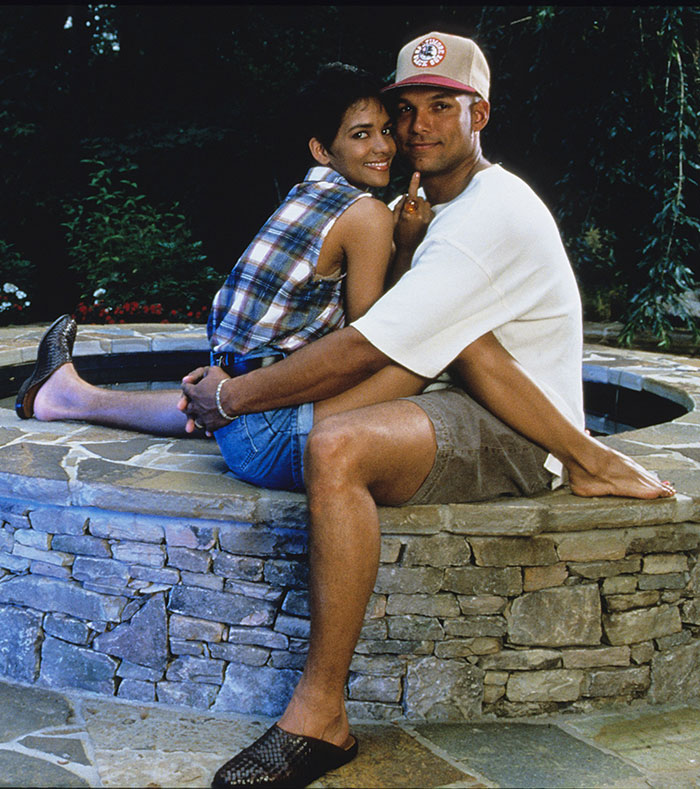 Halle Berry Trolls Ex-Husband After He Claims He Left Her Because She Didn’t Cook, Clean