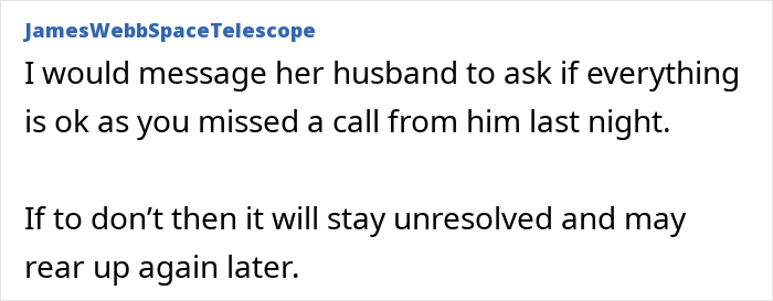 Woman Moves On From Feeling Sad About Friend Ghosting Her On Her Wedding Until A Random Voicemail