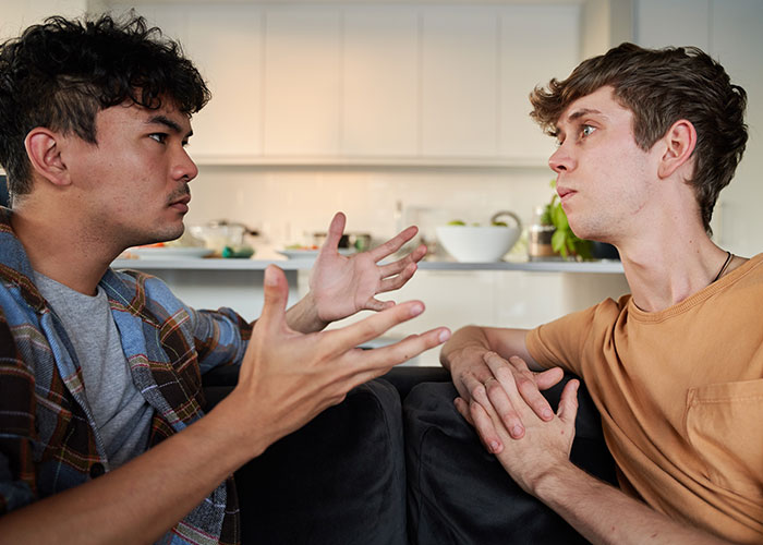 Woman Checks Boyfriend’s Phone After Jealous Freak-Out, Regrets It Immediately