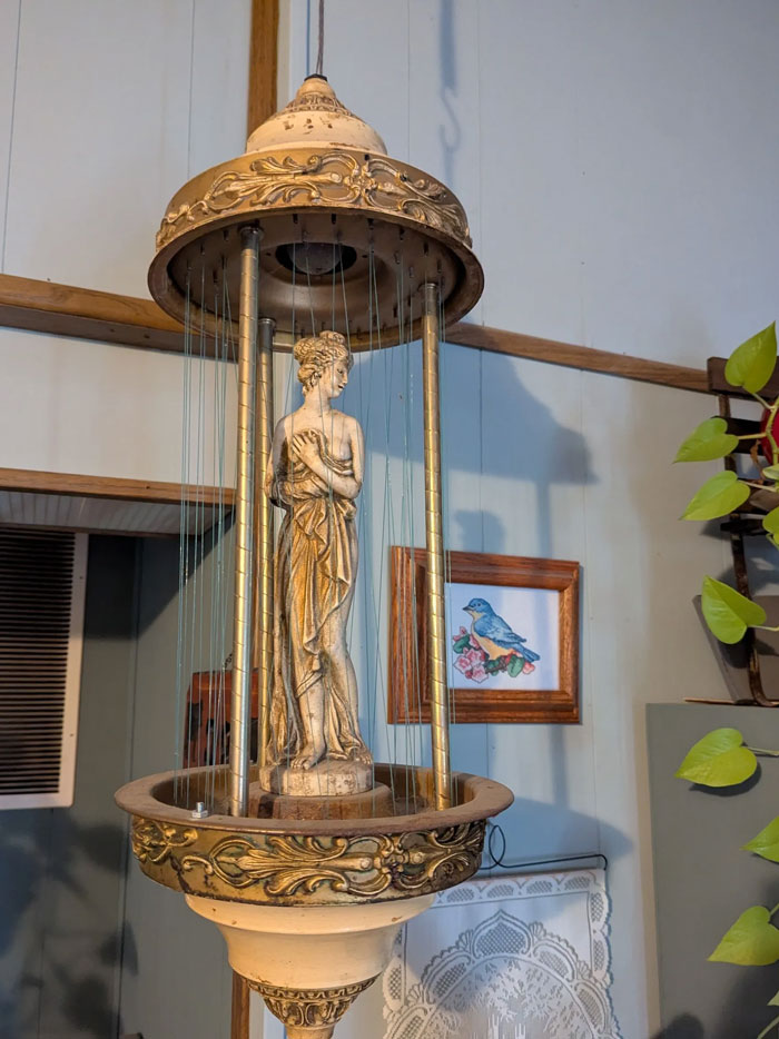 93 Decor Pieces That Made Peoples Homes A More Magical Place