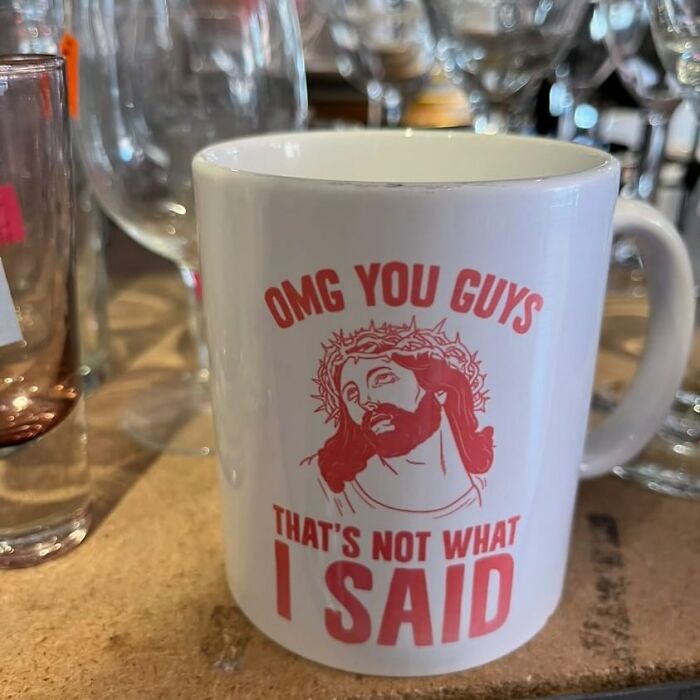 64 Times People Stumbled Upon The Most Bizarre Things At Thrift Stores (New Pics)