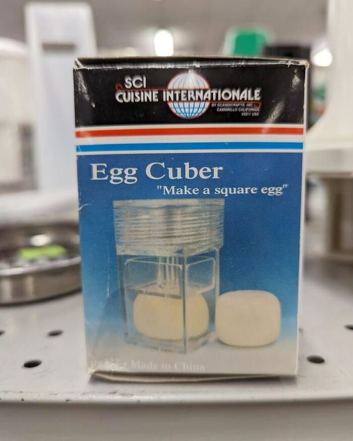 64 Times People Stumbled Upon The Most Bizarre Things At Thrift Stores (New Pics)