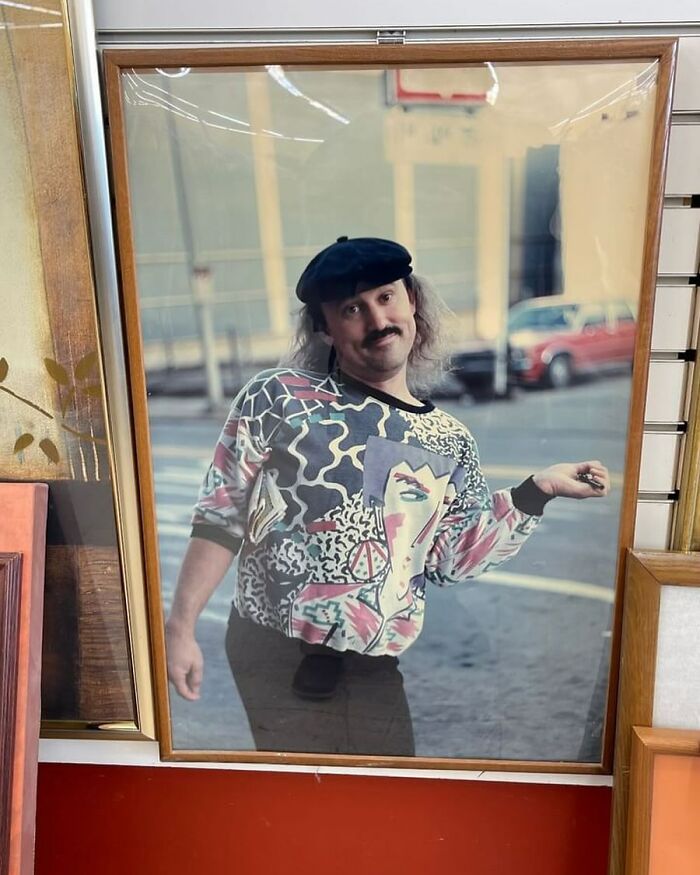 64 Times People Stumbled Upon The Most Bizarre Things At Thrift Stores (New Pics)