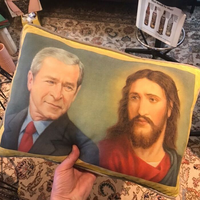 64 Times People Stumbled Upon The Most Bizarre Things At Thrift Stores (New Pics)