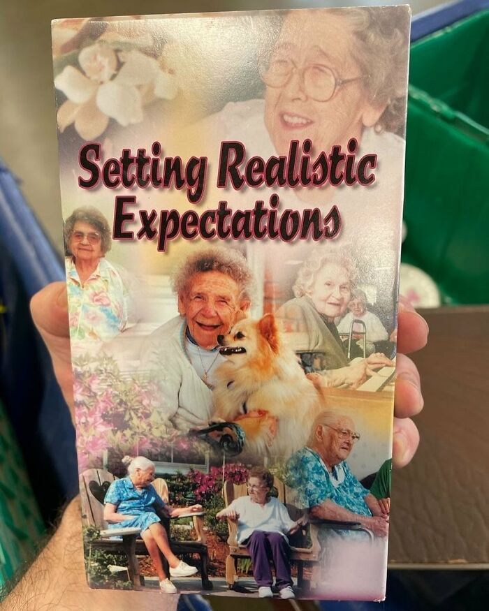 64 Times People Stumbled Upon The Most Bizarre Things At Thrift Stores (New Pics)