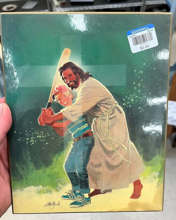 64 Times People Stumbled Upon The Most Bizarre Things At Thrift Stores (New Pics)