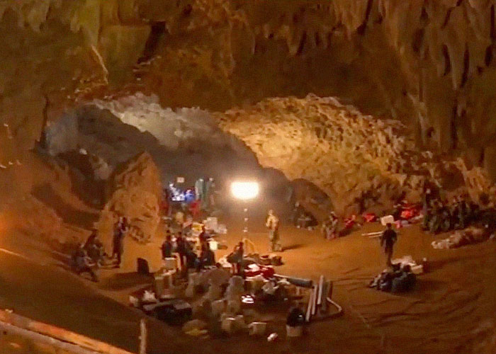 50 Unbelievable Historical Events That People Actually Survived