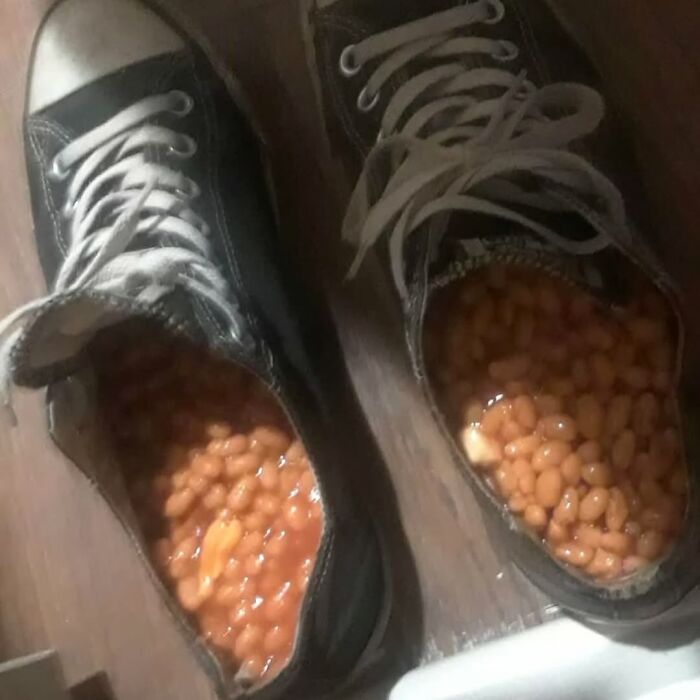 This IG Page Disturbs 200K Fans With Daily Cursed Images And Here Are 116 Of Their Newest Ones