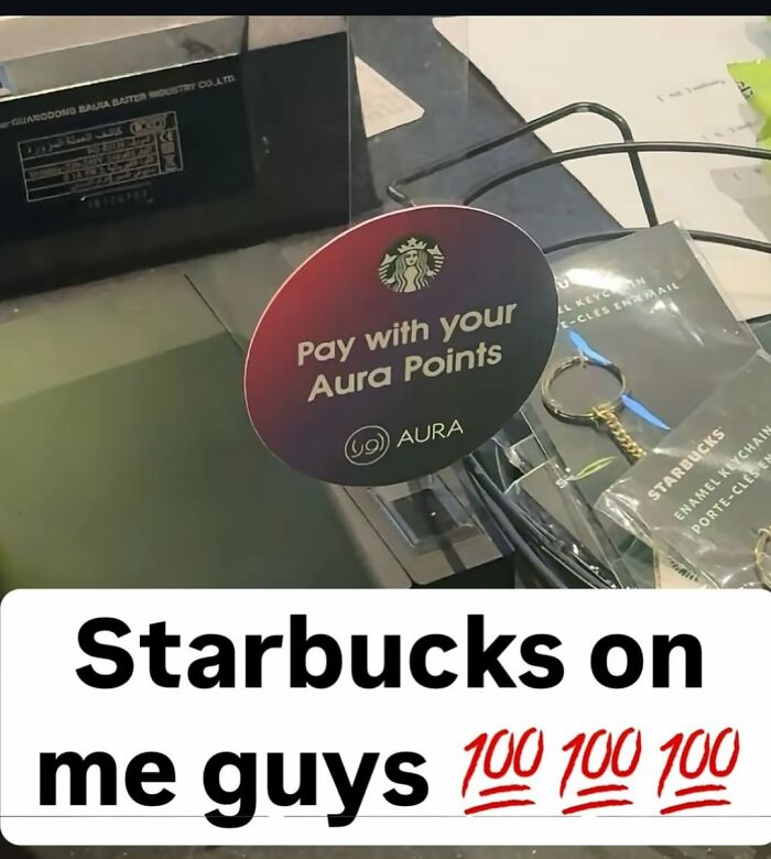 This IG Page Disturbs 200K Fans With Daily Cursed Images And Here Are 116 Of Their Newest Ones