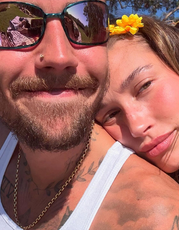 Hailey’s Comment On Photo Of Justin Bieber and Kendall Jenner Draws 400 Likes in 25 Seconds