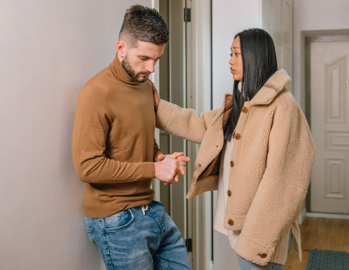 Man Tries To Win Over Fiancee’s Kids For 6 Years, Gives Up And Wants To Break Up