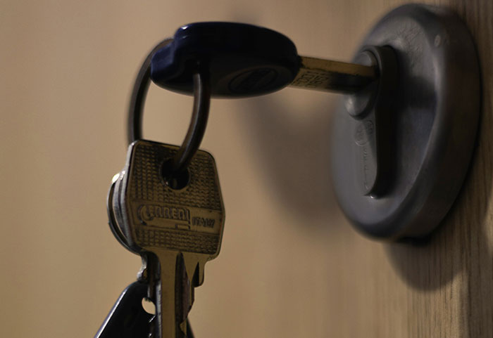 69 Neighbors So Petty They Had To Be Shamed Online