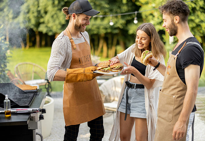 69 Neighbors So Petty They Had To Be Shamed Online